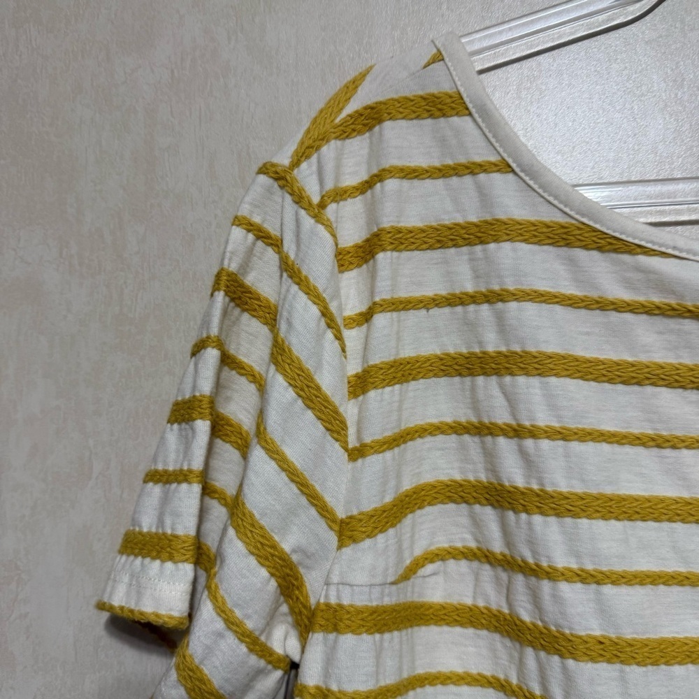Old Navy Embroidered Striped Button Back Knit Top Yellow Cream Tee - Picture 3 of 6